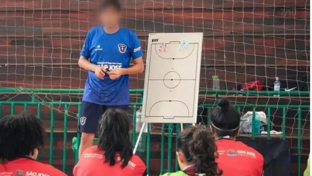 Técnico de futsal é investigado por abusar de atletas