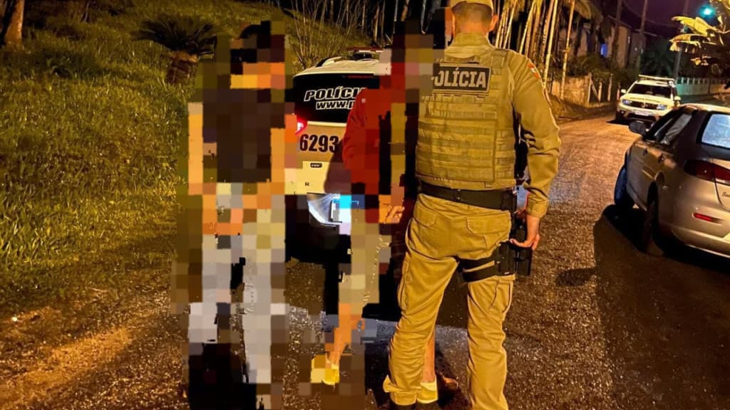 “Casal do tráfico” é preso em São João Batista