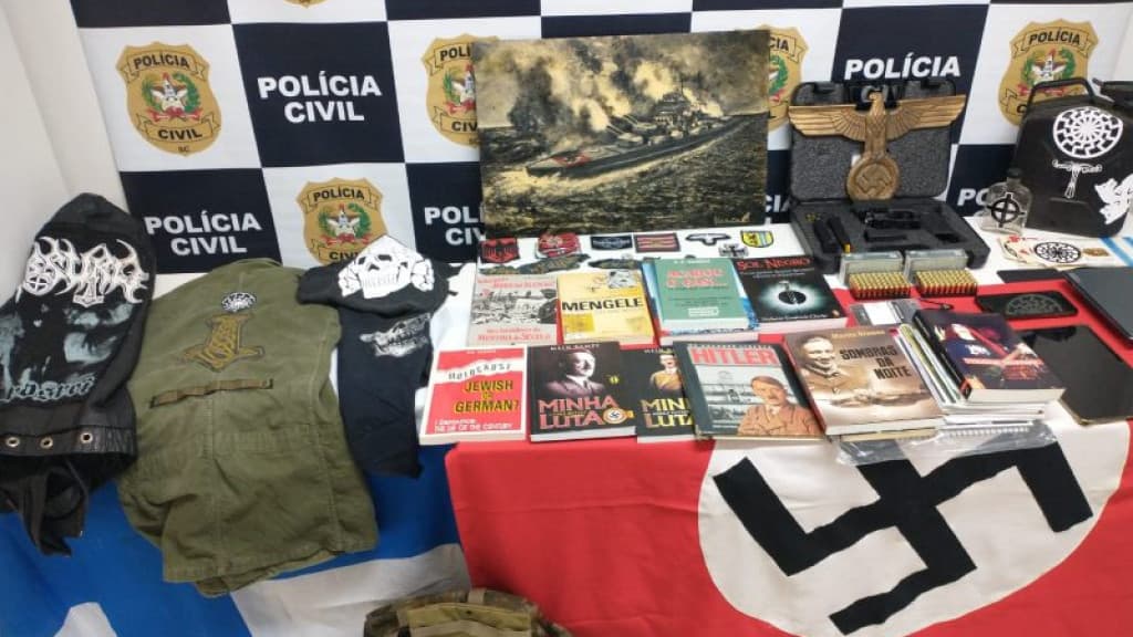 Neonazismo na mira: Operação conjunta em SC e outros três estados é acionada