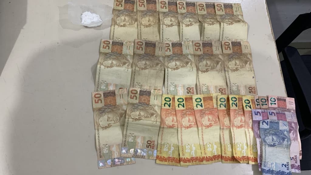 Adolescentes são detidos com drogas em Bombinhas