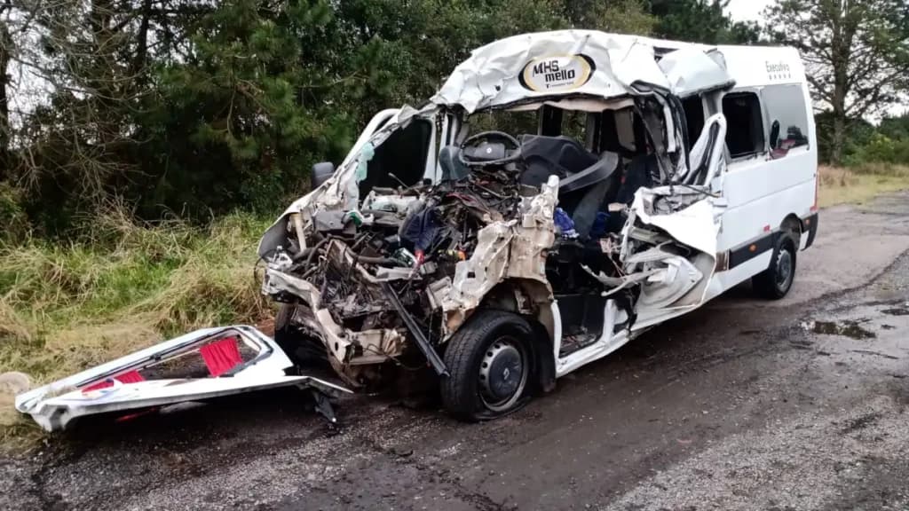 Sete professores morrem em grave acidente no Paraná