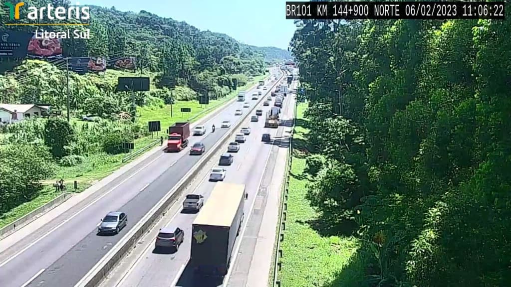BR-101 tem filas quilométricas entre Porto Belo e Balneário Camboriú