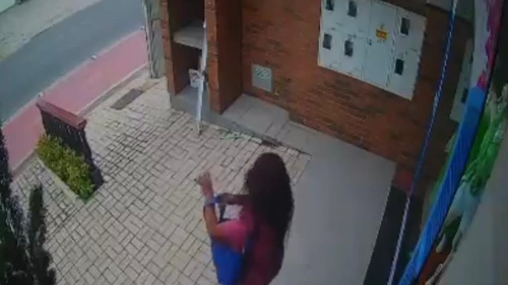 VÍDEO: Loja de roupas é alvo de furto em Tijucas