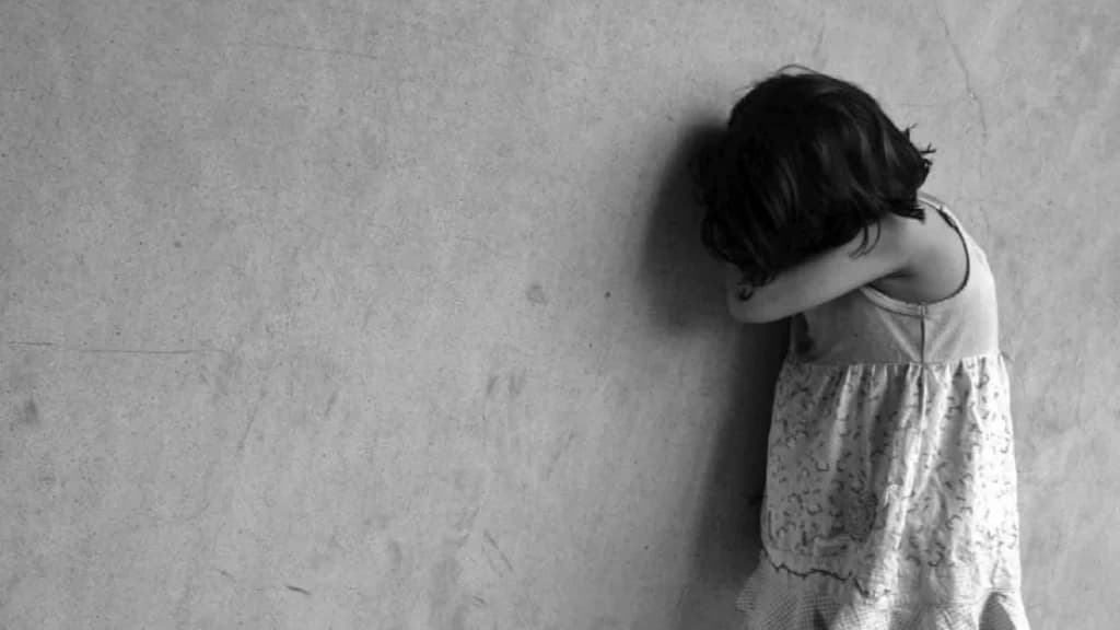 Polícia é acionada após mãe deixar filha de 5 anos sozinha para ir trabalhar