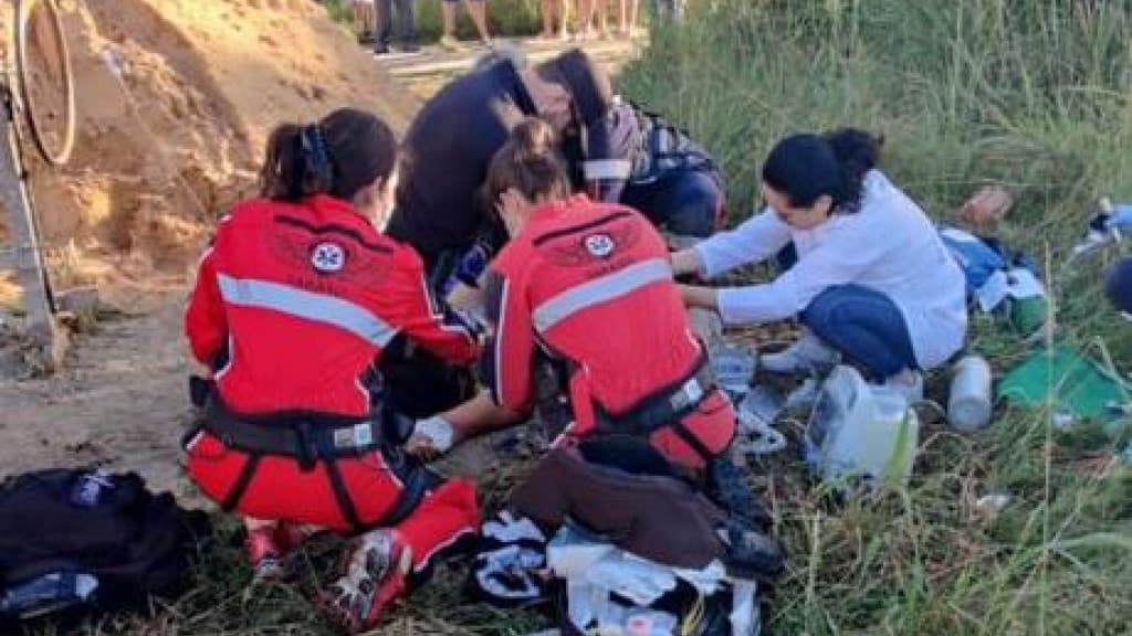 Idoso é ressuscitado após parada cardíaca causada por choque elétrico