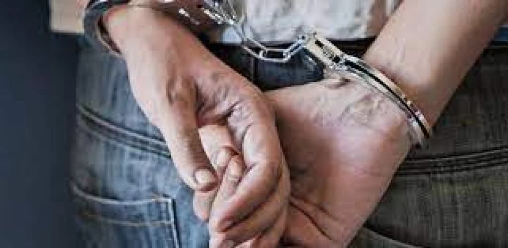 Homem não obedece ordem de parada e acaba preso em São João Batista