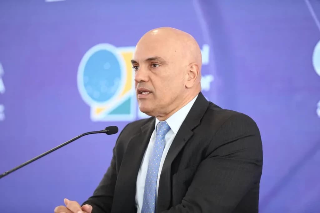 Moraes proíbe bloqueio de vias e invasão de prédios públicos em todo o território nacional