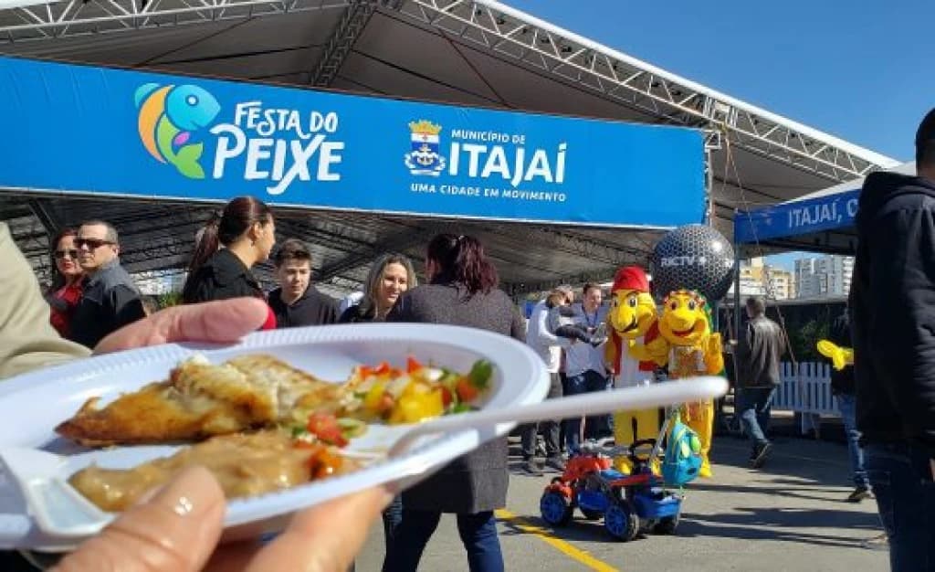Cerca de 10 toneladas de peixe serão distribuídas em festa de Itajaí