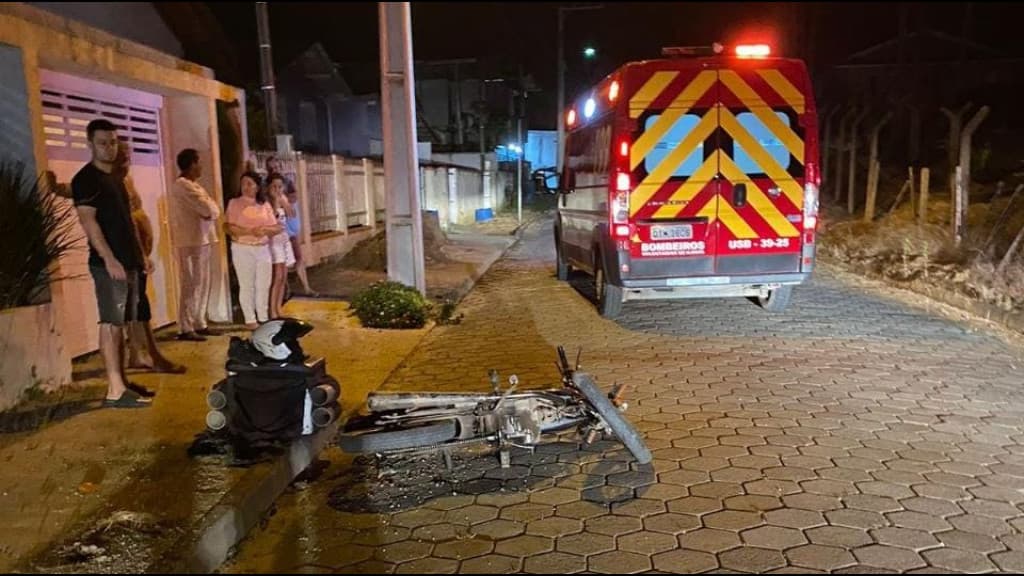 Motociclista morre em grave acidente de trânsito no Vale do Itajaí