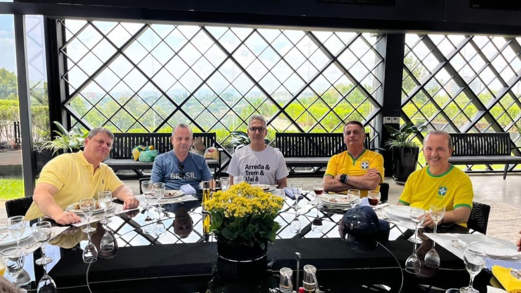 Jorginho almoça com Bolsonaro e aliados antes de protesto na Paulista