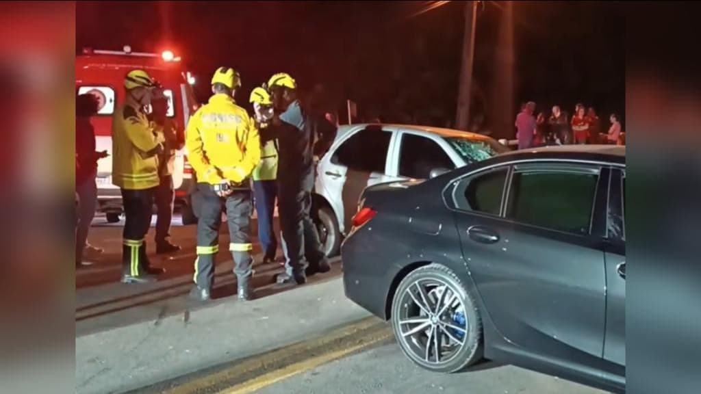 Colisão entre dois carros deixa criança e dois adultos feridos na SC-108