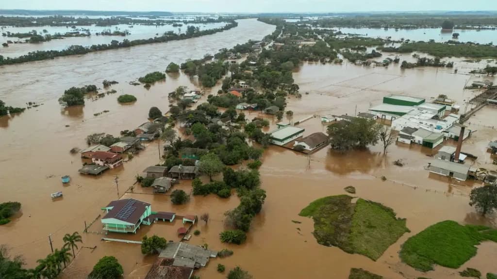Sobe para 10 o número de mortos em decorrência dos temporais no RS