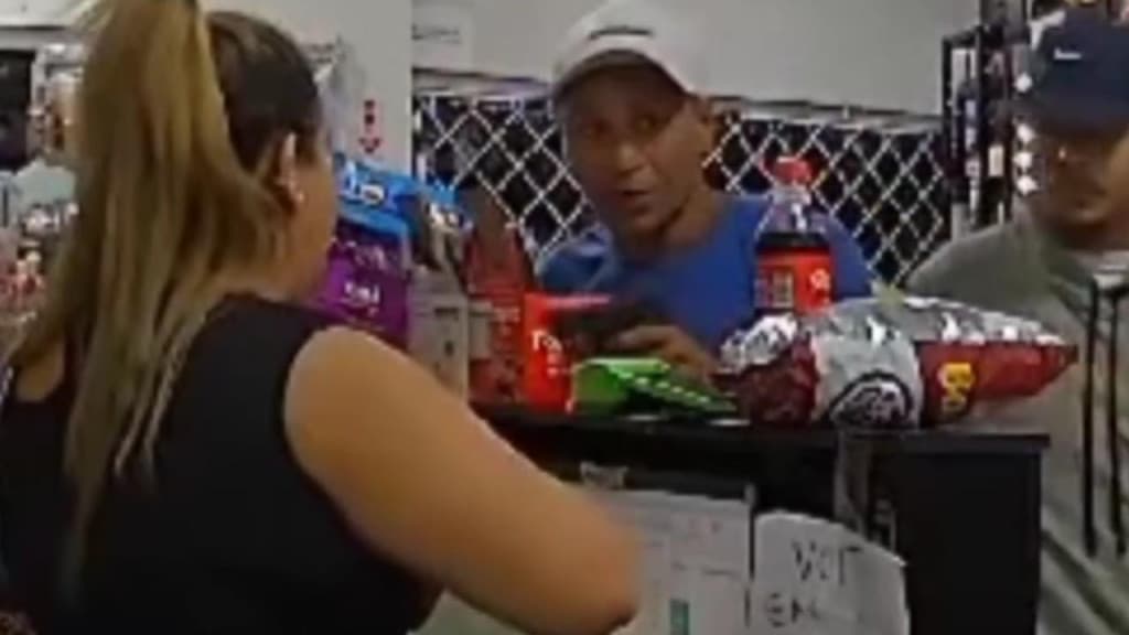 Trabalhadora tem aliança furtada durante assalto a conveniência em Itajaí