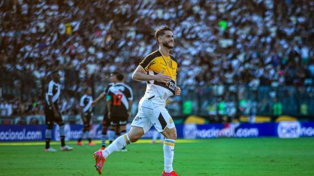 Criciúma passeia e goleia o Vasco por 4 a 0 fora de casa pelo Campeonato Brasileiro