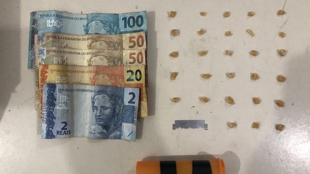 “Idoso do tráfico” é preso com crack em Itapema