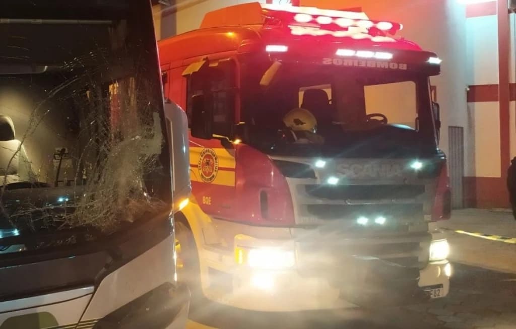 Colisão entre moto e ônibus termina com vítima fatal em SC