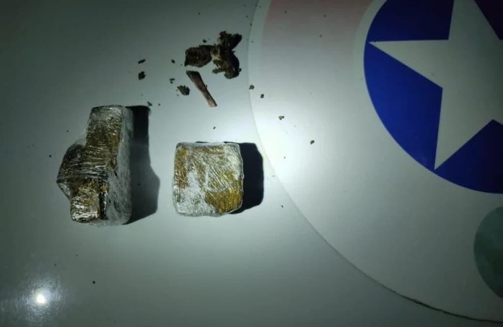 Motorista na contramão  e com drogas deu de cara com a PM em Tijucas
