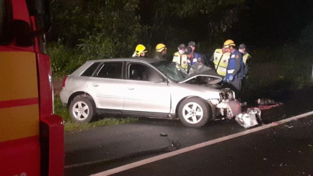 Colisão entre carro e caminhão deixa um morto na BR-280