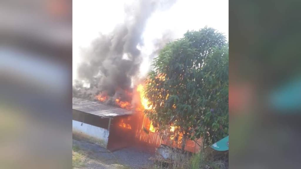 Incêndio destrói residência em Canelinha