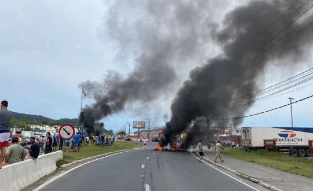 Rodovias de Santa Catarina não registram bloqueios nesta sexta (4)