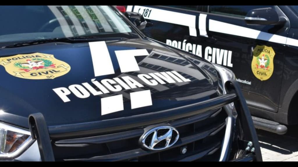 Homem é indiciado por zoofilia contra cachorros em Palhoça