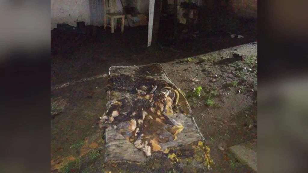 Homem tem 80% do corpo queimado durante incêndio dentro de casa