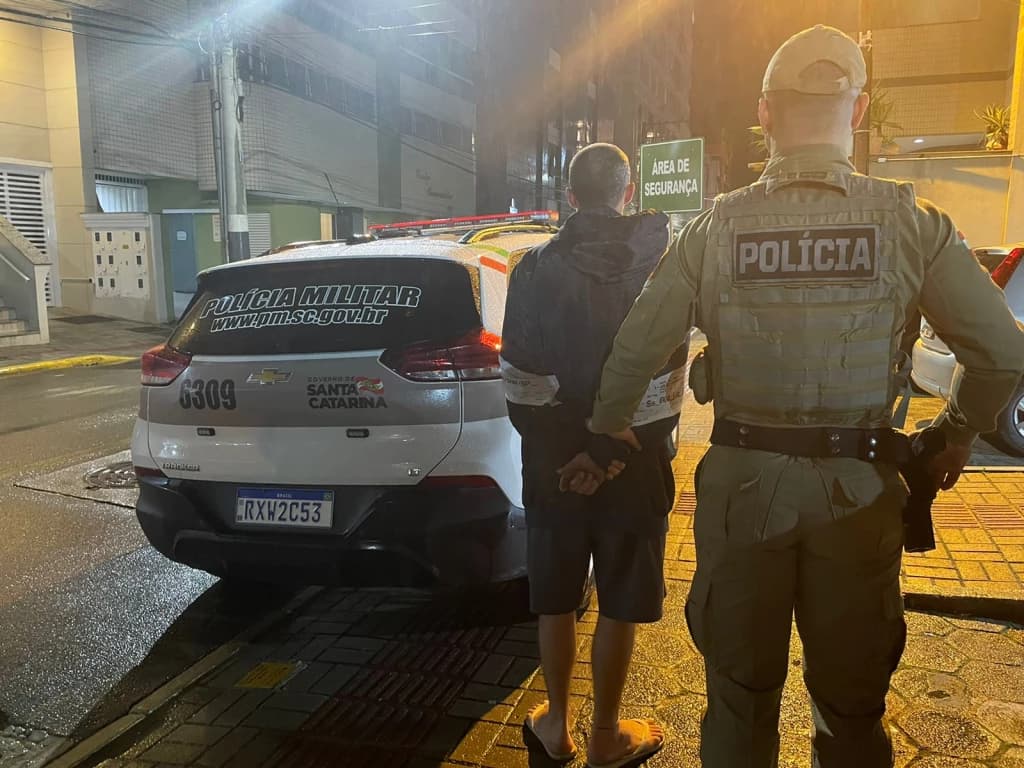 Homem com moto adulterada é preso em Canelinha