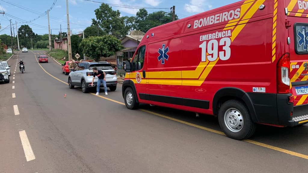 Criança de três anos é atropelada por carro