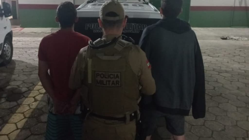 Foragidos estavam trabalhando em Bombinhas como pintores