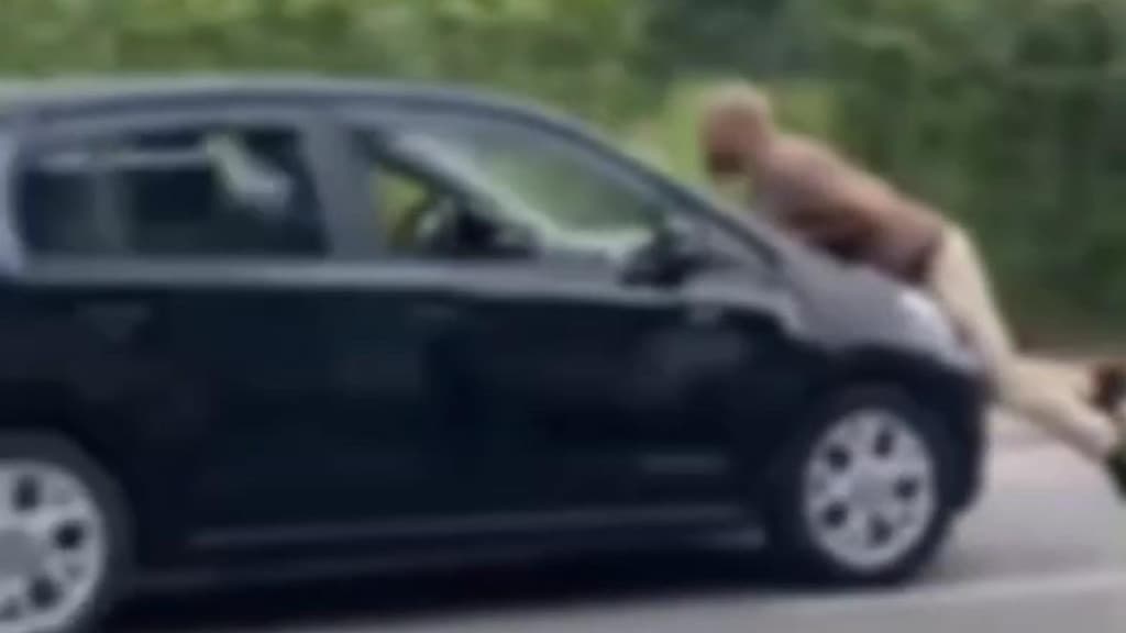 Homem é arrastado por motorista no momento que agredia esposa em Itajaí