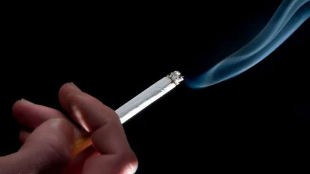 Pesquisa revela que fumantes usam 8% da renda familiar para compra de cigarros