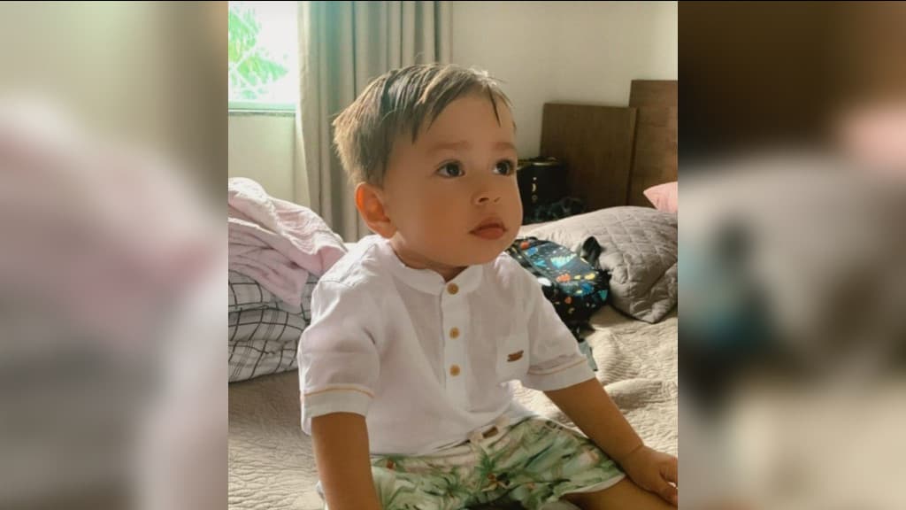 Menino de um ano morre afogado ao cair em piscina