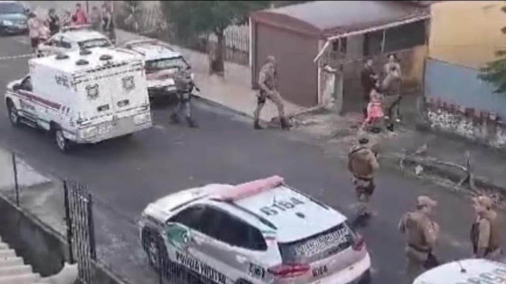 Homem agride esposa e morre em confronto com a PM em SC