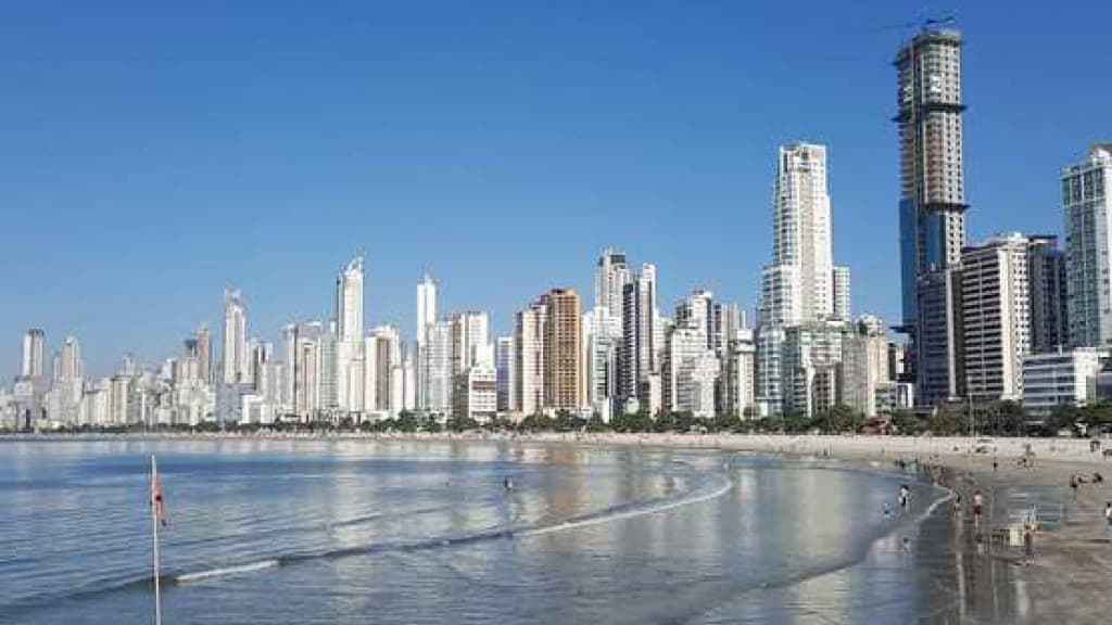 Terapia e Luxo: Preso passa fim de ano em apartamento de R$ 1,8 Mil em BC