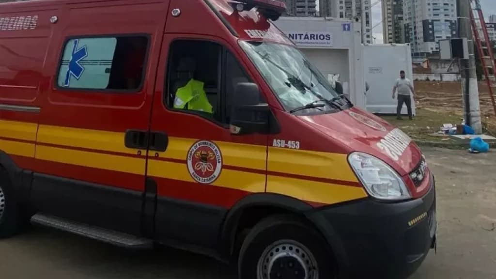 Gestante fica ferida após tentar separar briga de cachorros