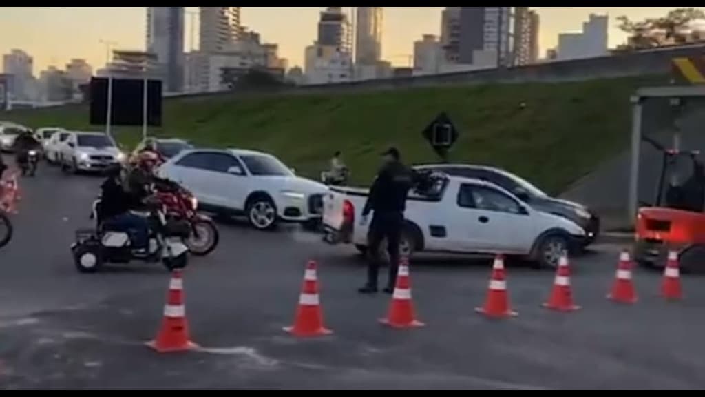 Obras no Túnel dos Bombeiros provoca caos no trânsito: “pior que antes”
