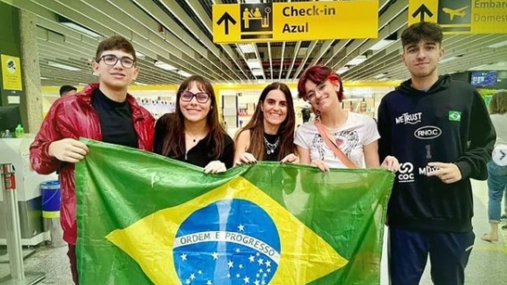 Menina de Tijucas é destaque em competição internacional de matemática