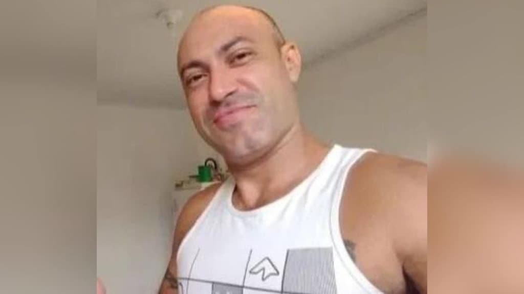 Identificado motociclista que morreu após ter frente cortada por caminhão