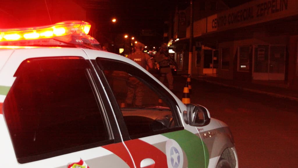 Ladrões roubam celular de criança em Tijucas