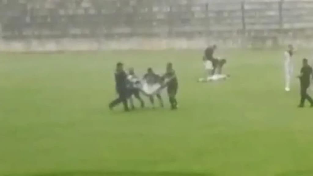 Raio mata jogador de futebol durante partida no Paraná