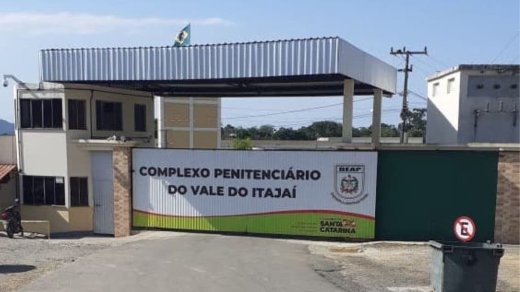 Sobrinho de líder do PCC é preso em operação em Itajaí