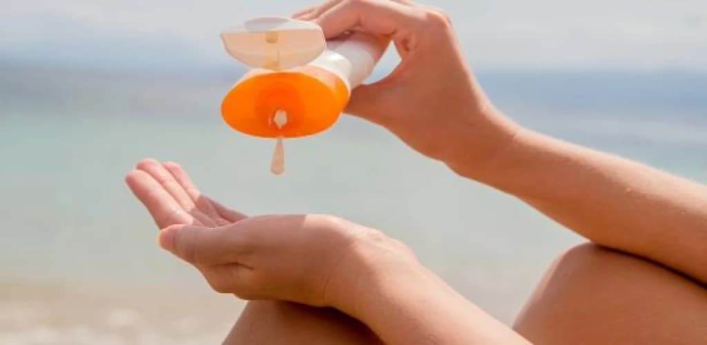 VERÃO: Dermatologista fala sobre a importância de utilizar o protetor solar