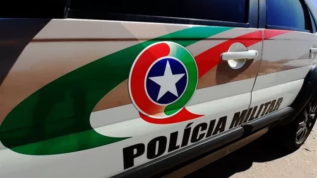 Homem é preso após mostrar pênis para mulher de 19 anos em SC