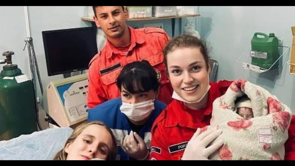 Gestante sai para passear e acaba ganhando bebê em SC