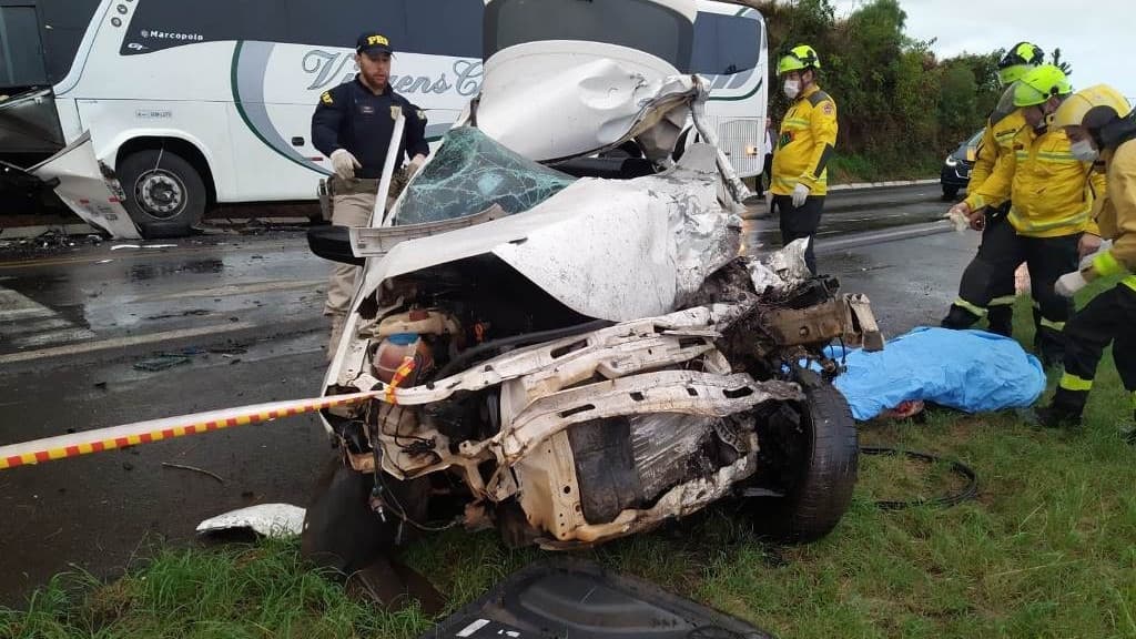 Forte chuva provoca acidente fatal na BR-282, em SC