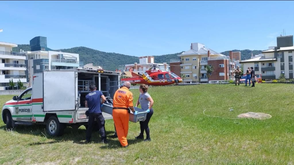 Corpo em decomposição é encontrado em costão de Florianópolis