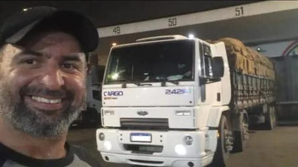 Catarinense morre em grave acidente de caminhão na Bahia