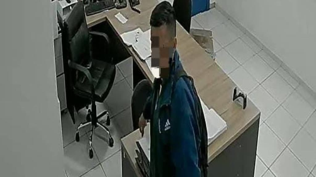 Homem não recebe dinheiro da enteada e furta relógio em escola de São João Batista