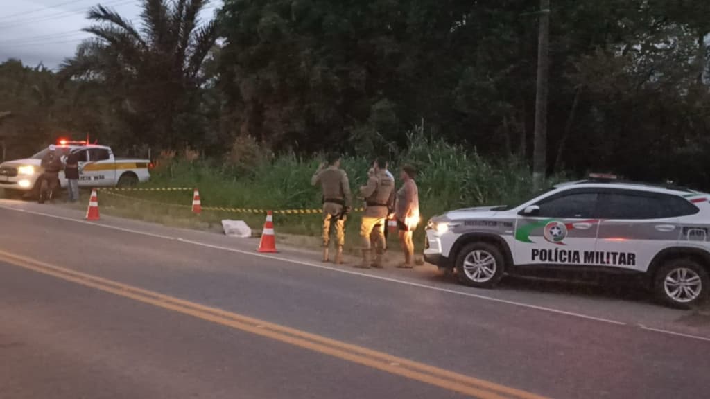Homem morre atropelado por veículo na SC-410, em Tijucas