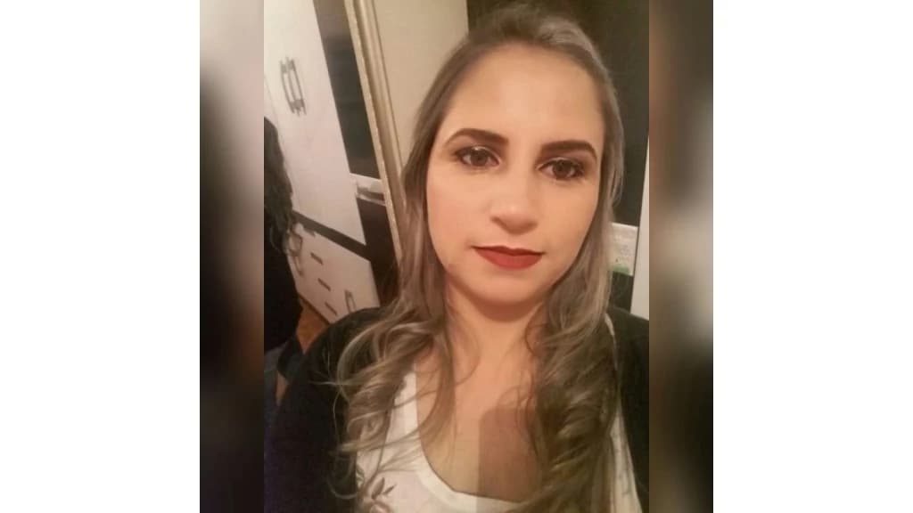 Mulher assassinada dentro de casa é identificada em SC